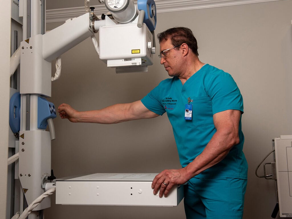 dr. kelly on medical machine